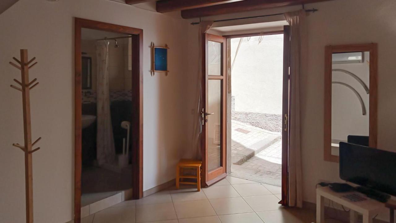 Casa Vacanza U Curtigghiu Липари Екстериор снимка